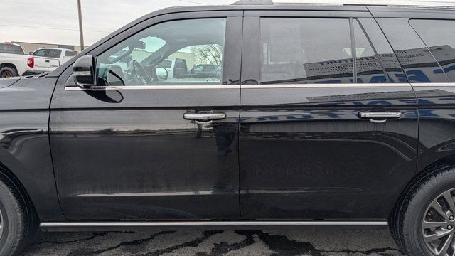 Used 2021 Ford Expedition Max Limited image 8