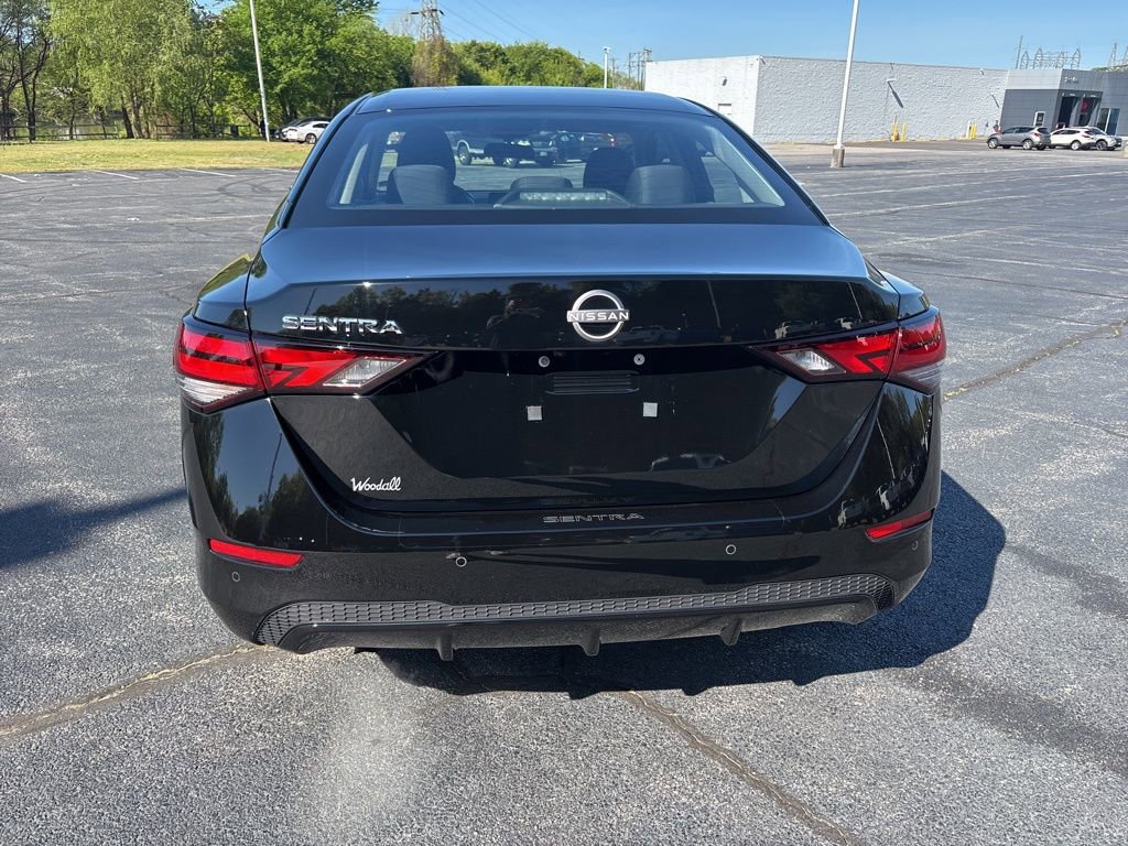 Used 2024 Nissan Sentra S image 6