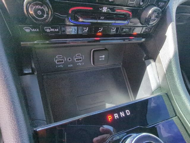 Used 2024 Jeep Grand Cherokee Altitude AWD/4WD image 39