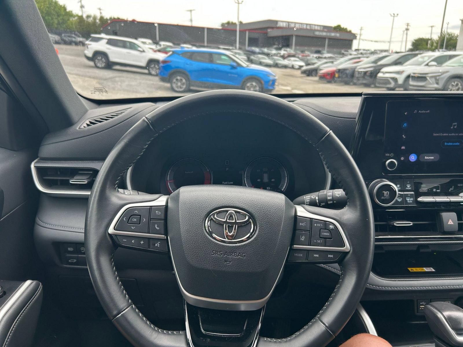 Used 2025 Toyota Highlander XSE AWD/4WD image 31