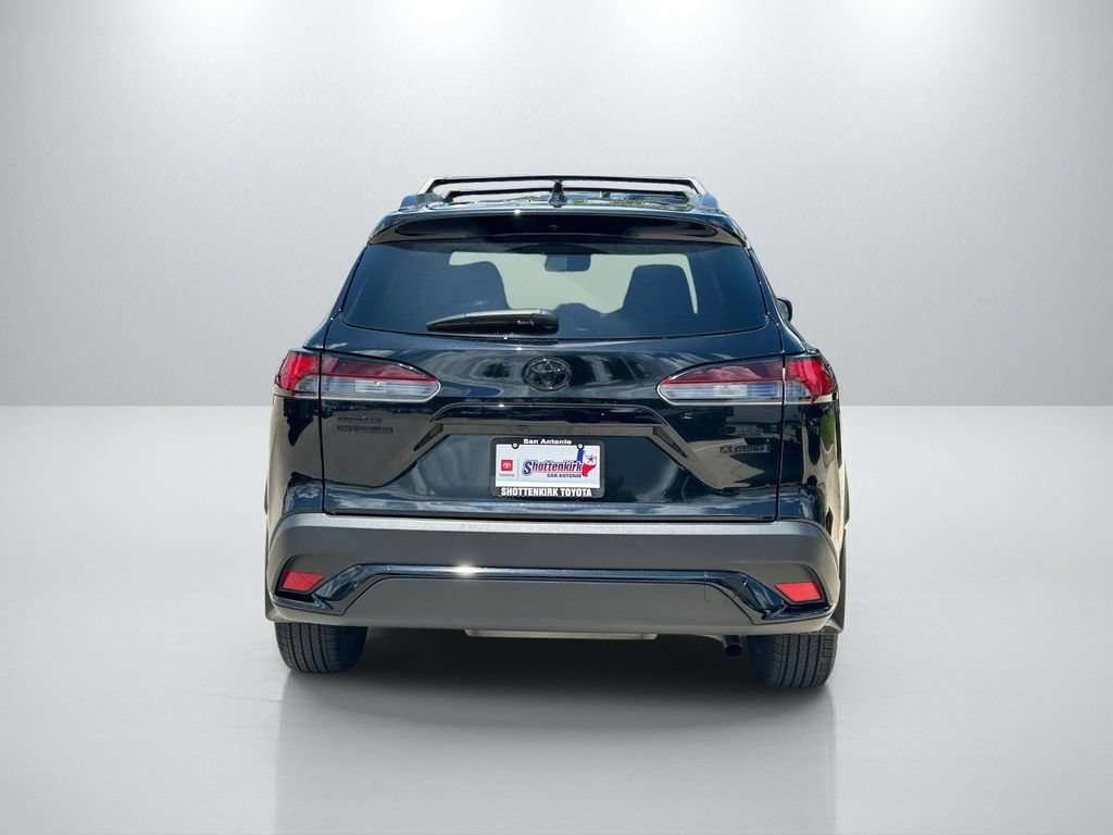 Used 2024 Toyota Corolla Cross AWD Hybrid image 6