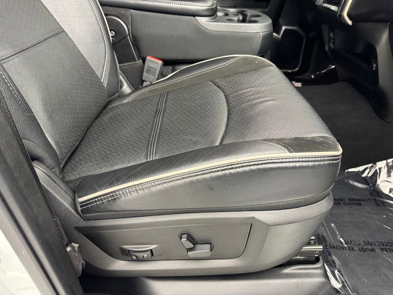 Used 2024 RAM 2500 Laramie image 35