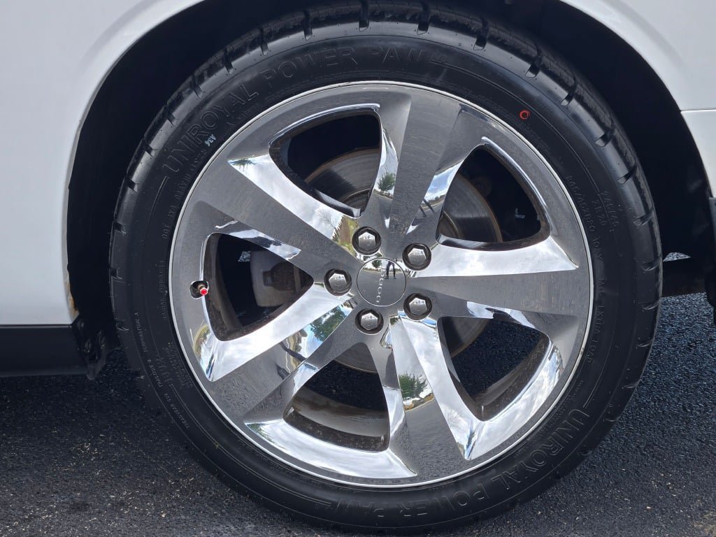 Used 2012 Dodge Challenger R/T Plus RWD image 13