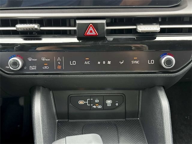 New 2026 Kia Sportage SX FWD image 18