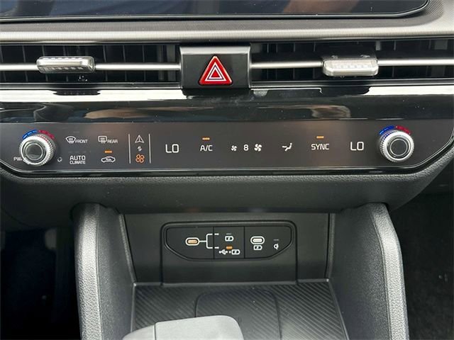 New 2026 Kia Sportage SX FWD image 18