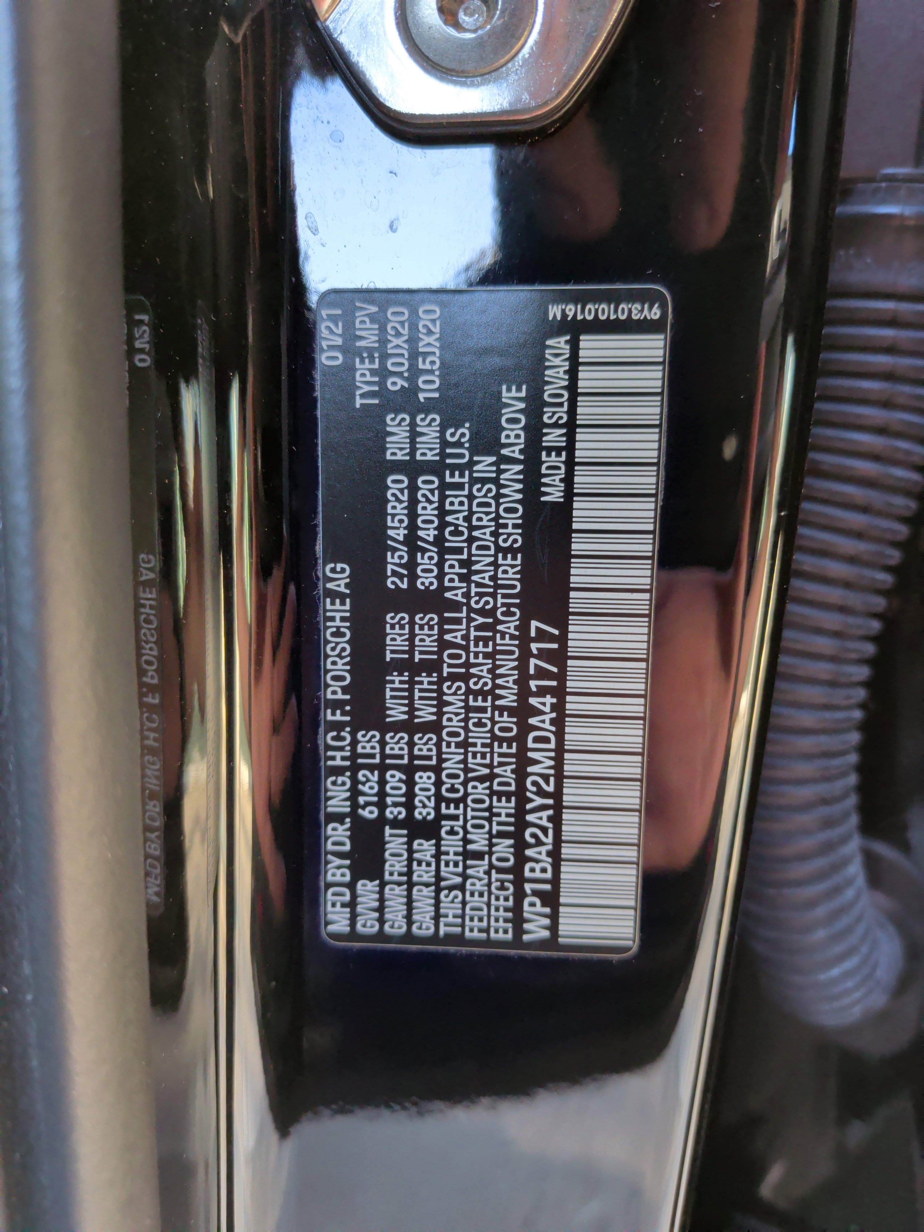 Used 2021 Porsche Cayenne Coupe image 35