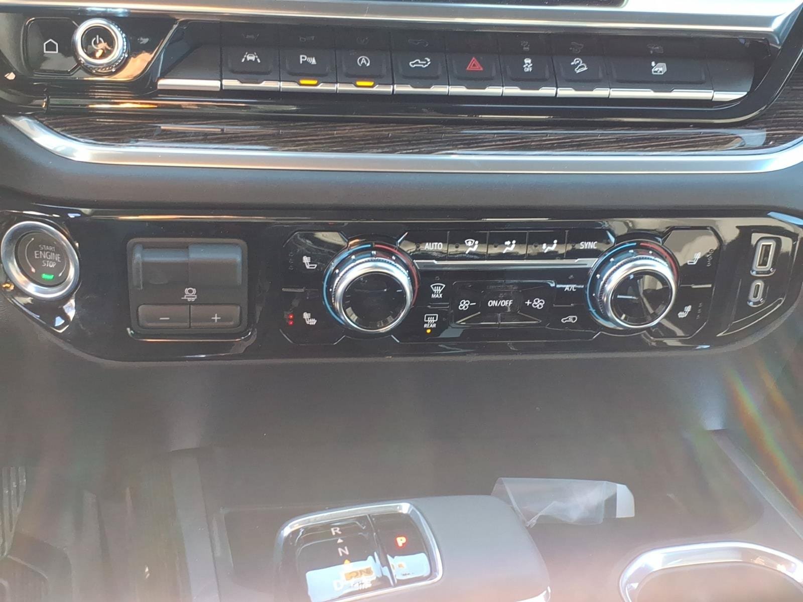 New 2026 GMC Sierra 1500 Elevation w/ Elevation Premium Package AWD/4WD image 19
