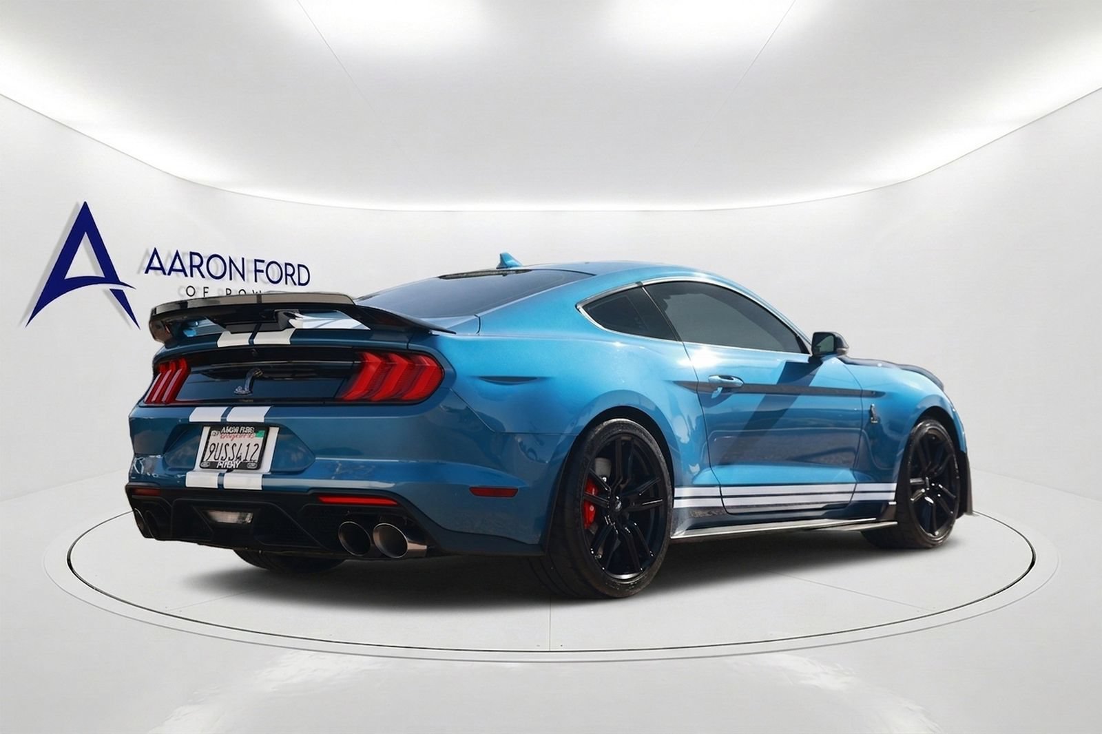 Used 2021 Ford Mustang Shelby GT500 w/ Technology Package RWD image 4