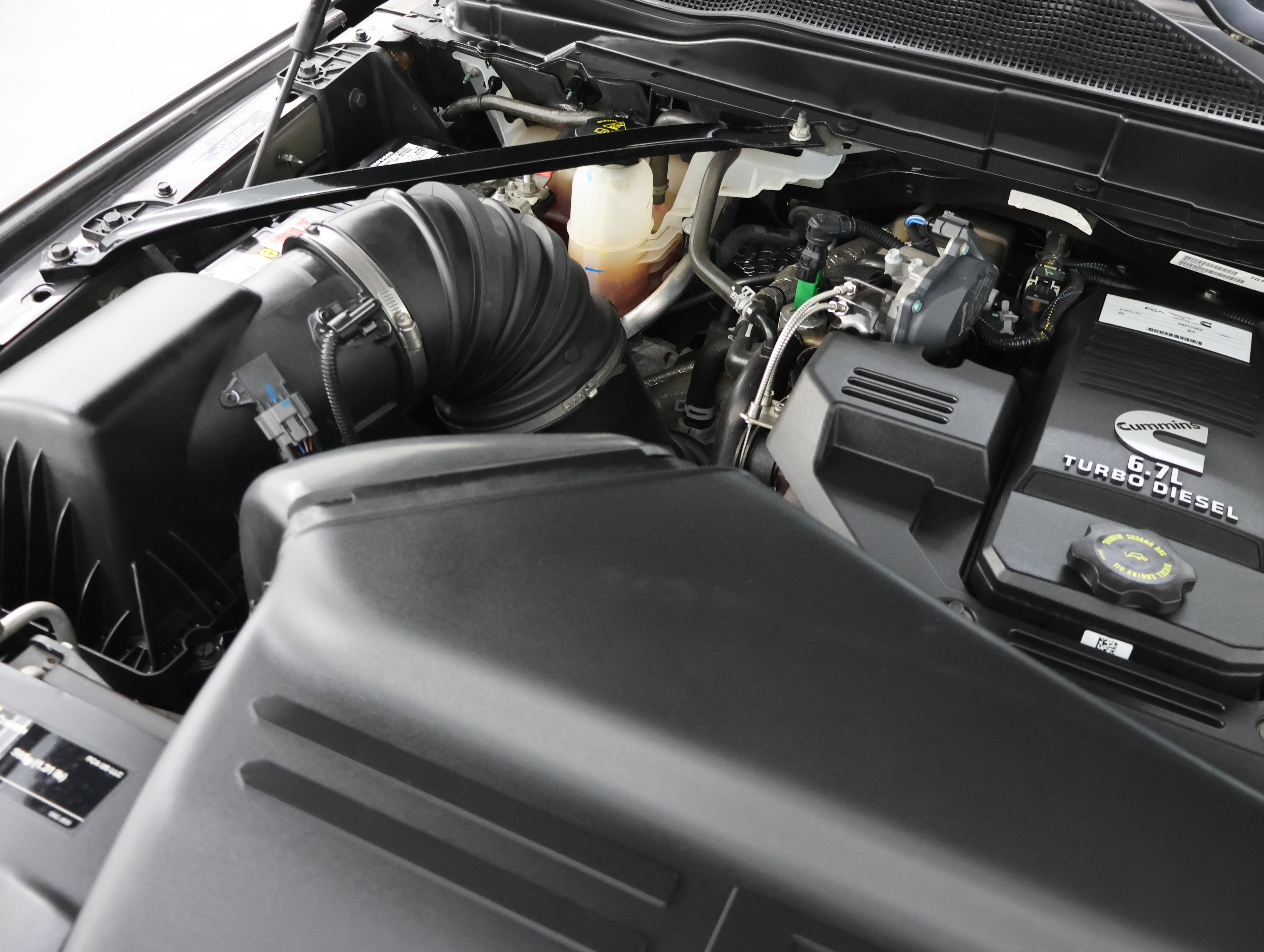 Used 2019 RAM 3500 Laramie AWD/4WD image 17