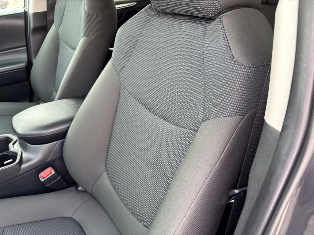 Certified 2024 Toyota RAV4 LE AWD/4WD image 20