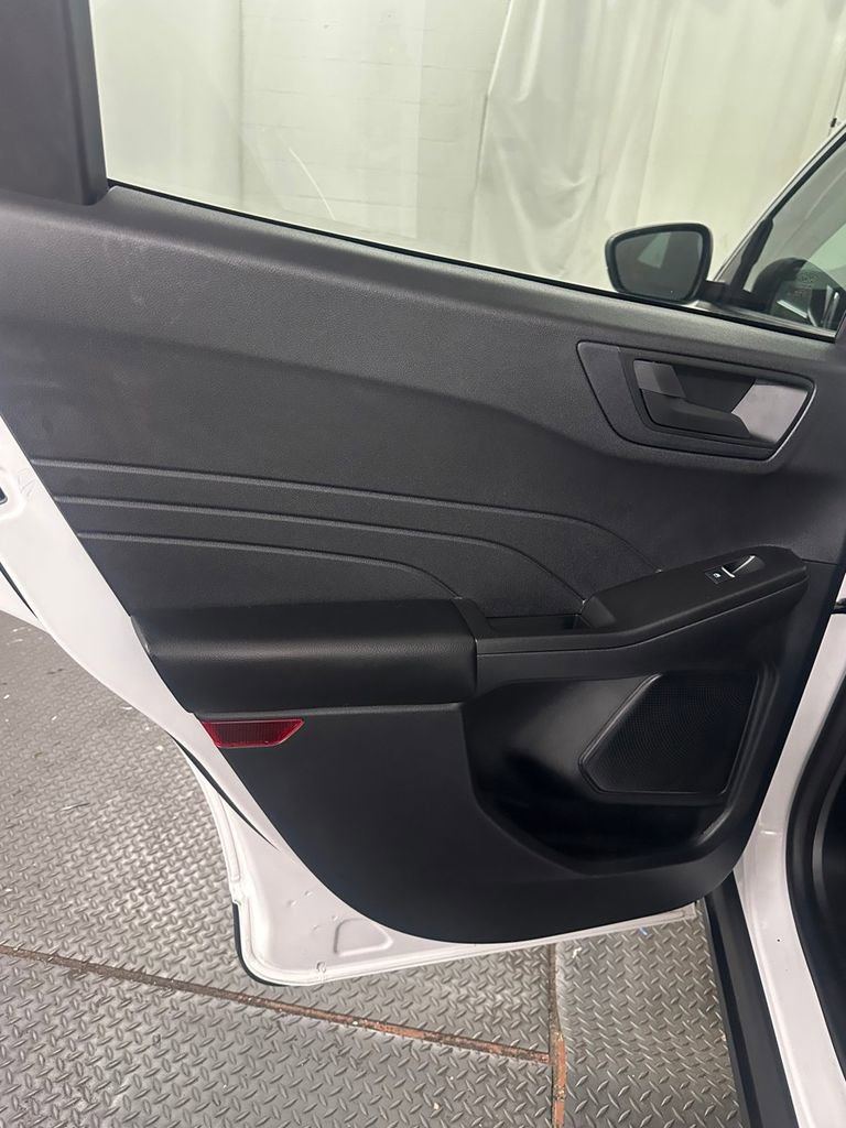 Used 2022 Ford Escape SE AWD/4WD image 24