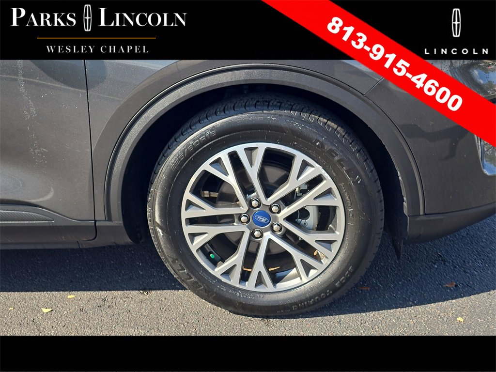 Used 2020 Ford Escape SEL image 30