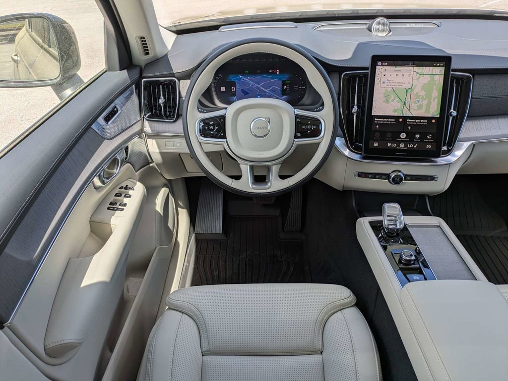 New 2026 Volvo XC90 T8 Ultra w/ Protection Package Premier AWD/4WD image 23