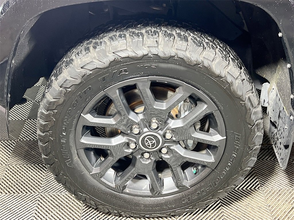 Used 2023 Toyota Tundra Platinum image 26