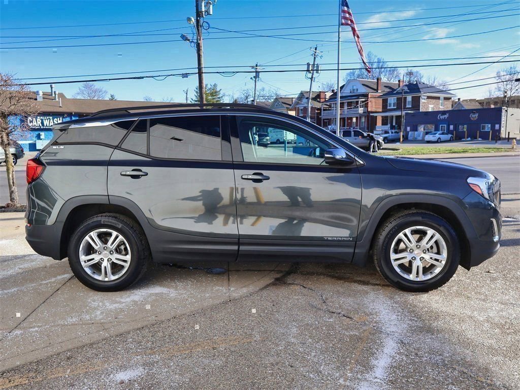 Used 2018 GMC Terrain SLE w/ Driver Convenience Package image 6