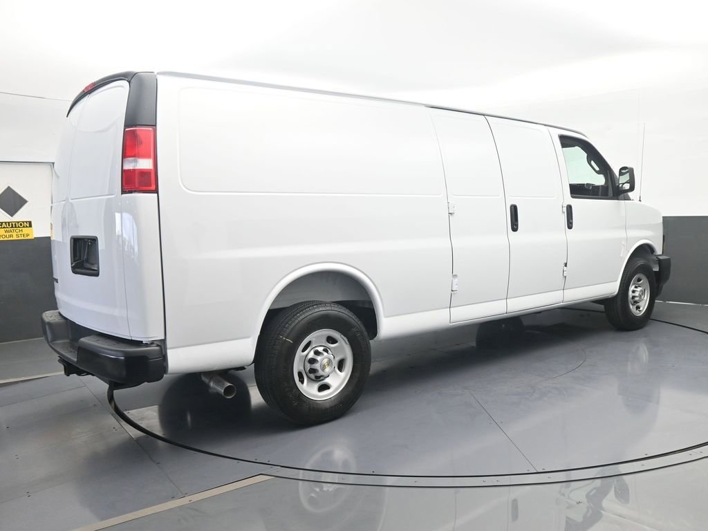 New 2026 Chevrolet Express 2500 Extended w/ Driver Convenience Package RWD image 6