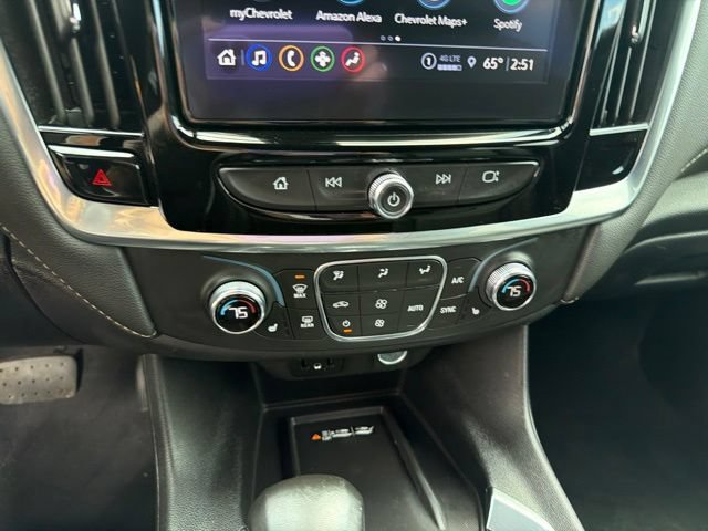 Used 2023 Chevrolet Traverse LT AWD/4WD image 19