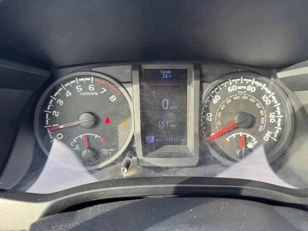 Used 2018 Toyota Tacoma SR w/ SR Convenience Package AWD/4WD image 24