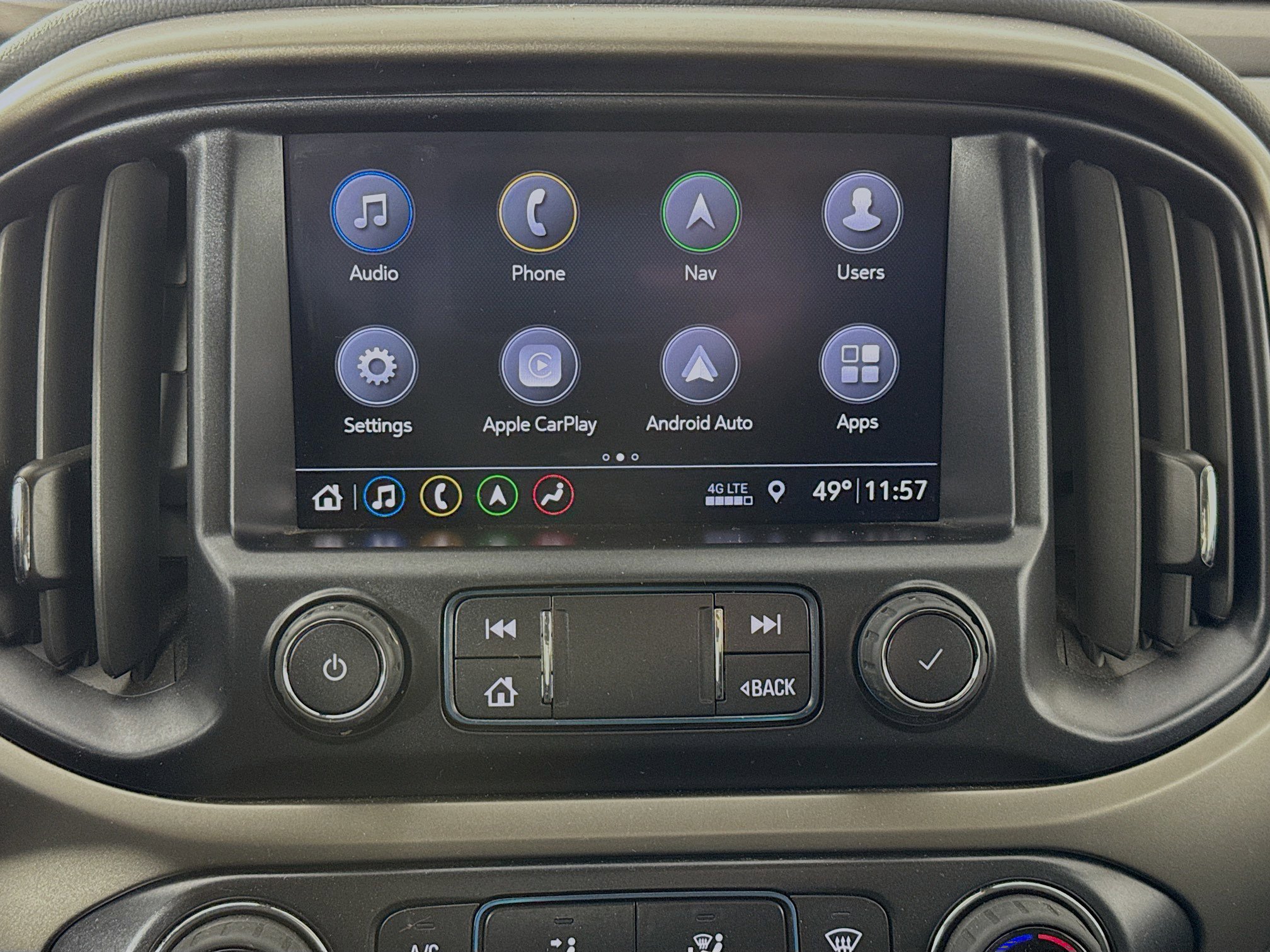Used 2022 Chevrolet Colorado Z71 AWD/4WD image 15