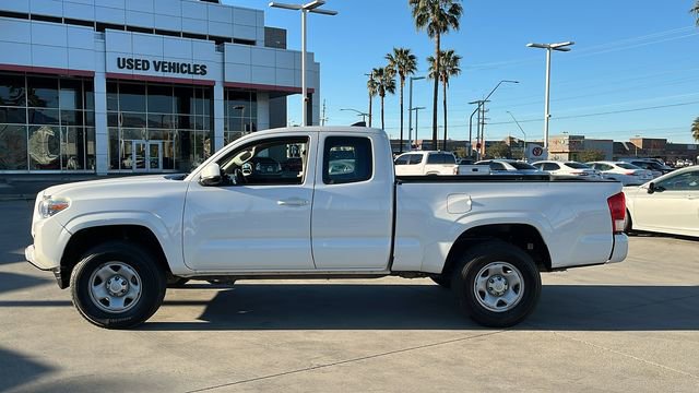 Used 2016 Toyota Tacoma SR w/ SR Convenience Package image 3