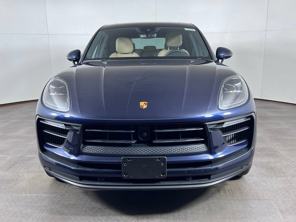 Certified 2023 Porsche Macan S AWD/4WD image 10