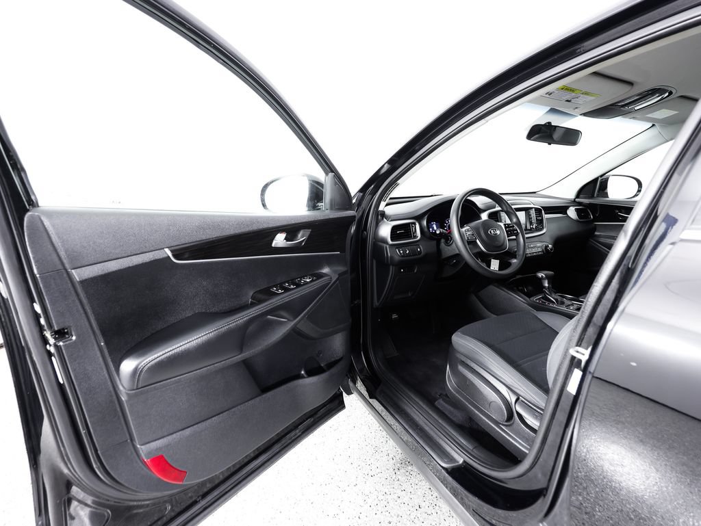 Used 2020 Kia Sorento LX AWD/4WD image 20