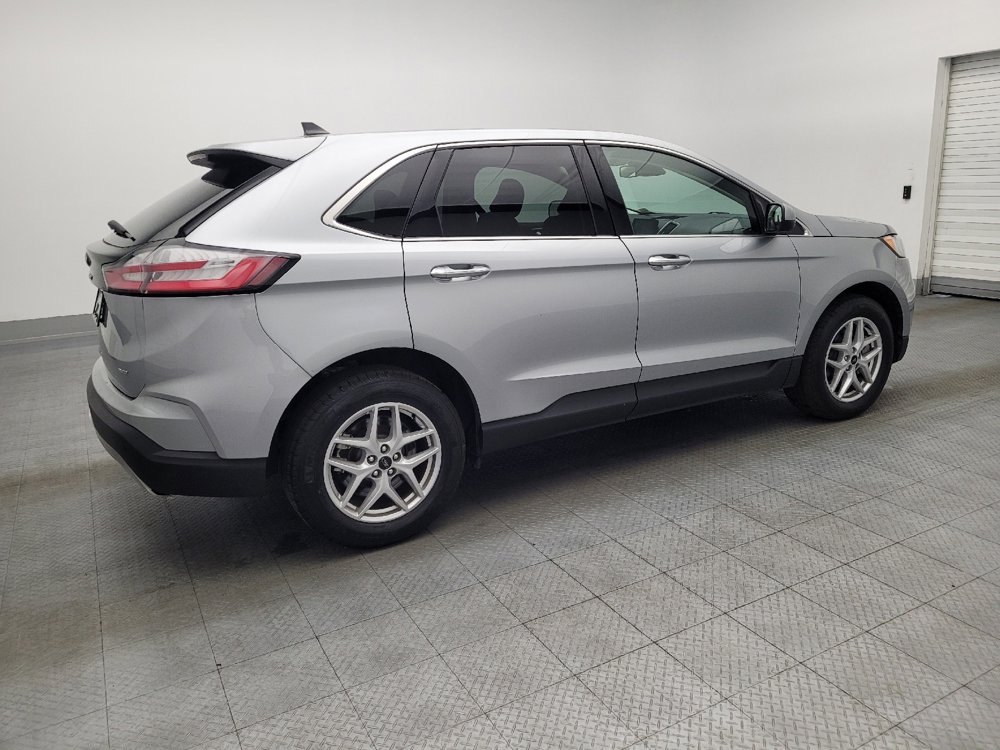 Used 2024 Ford Edge SEL image 10