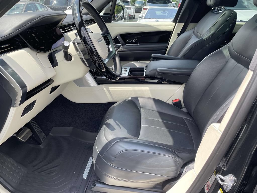 Certified 2023 Land Rover Range Rover SE AWD/4WD image 14