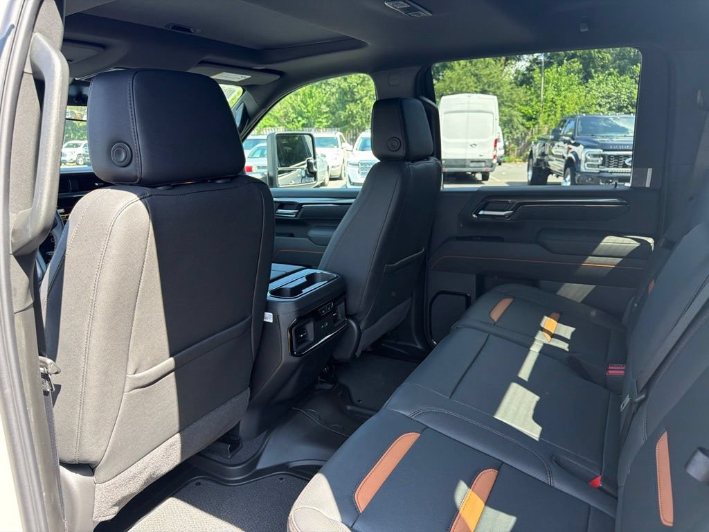 New 2026 GMC Sierra 2500 AT4 w/ AT4 Premium Plus Package AWD/4WD image 13