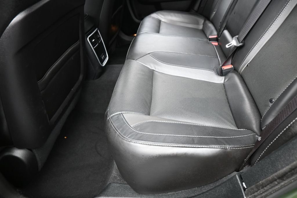 Used 2023 Dodge Charger SXT w/ Plus Group RWD image 32
