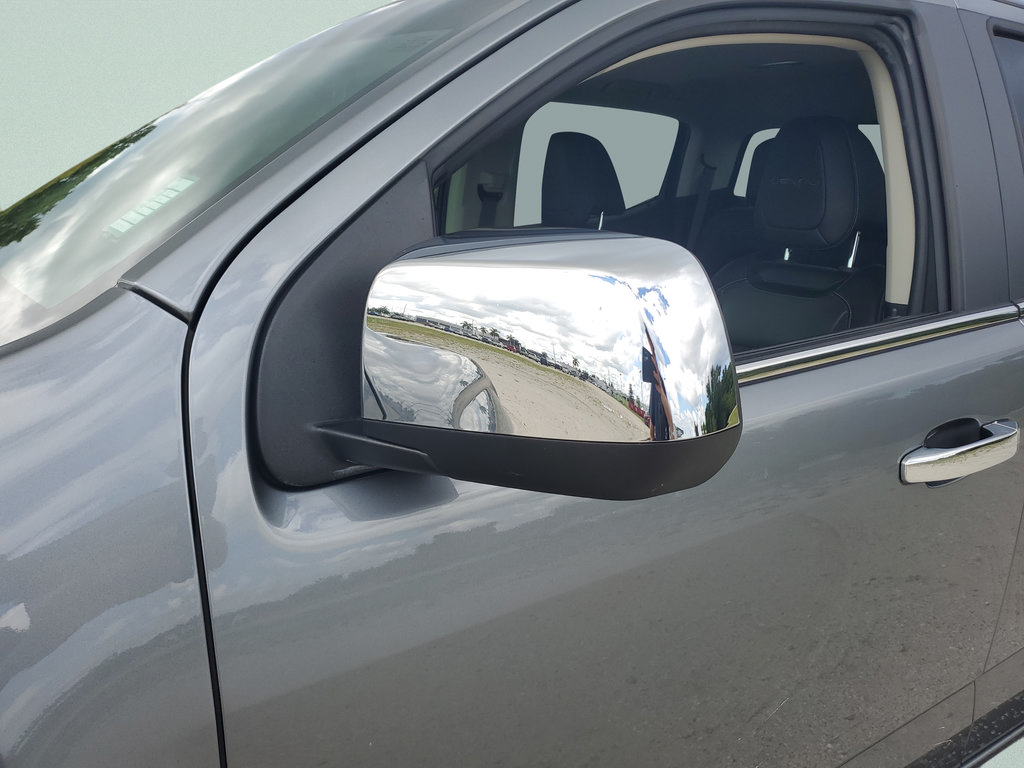 Used 2020 GMC Canyon Denali RWD image 26