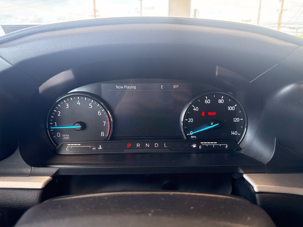 Used 2022 Ford Explorer XLT w/ Equipment Group 202A AWD/4WD image 18
