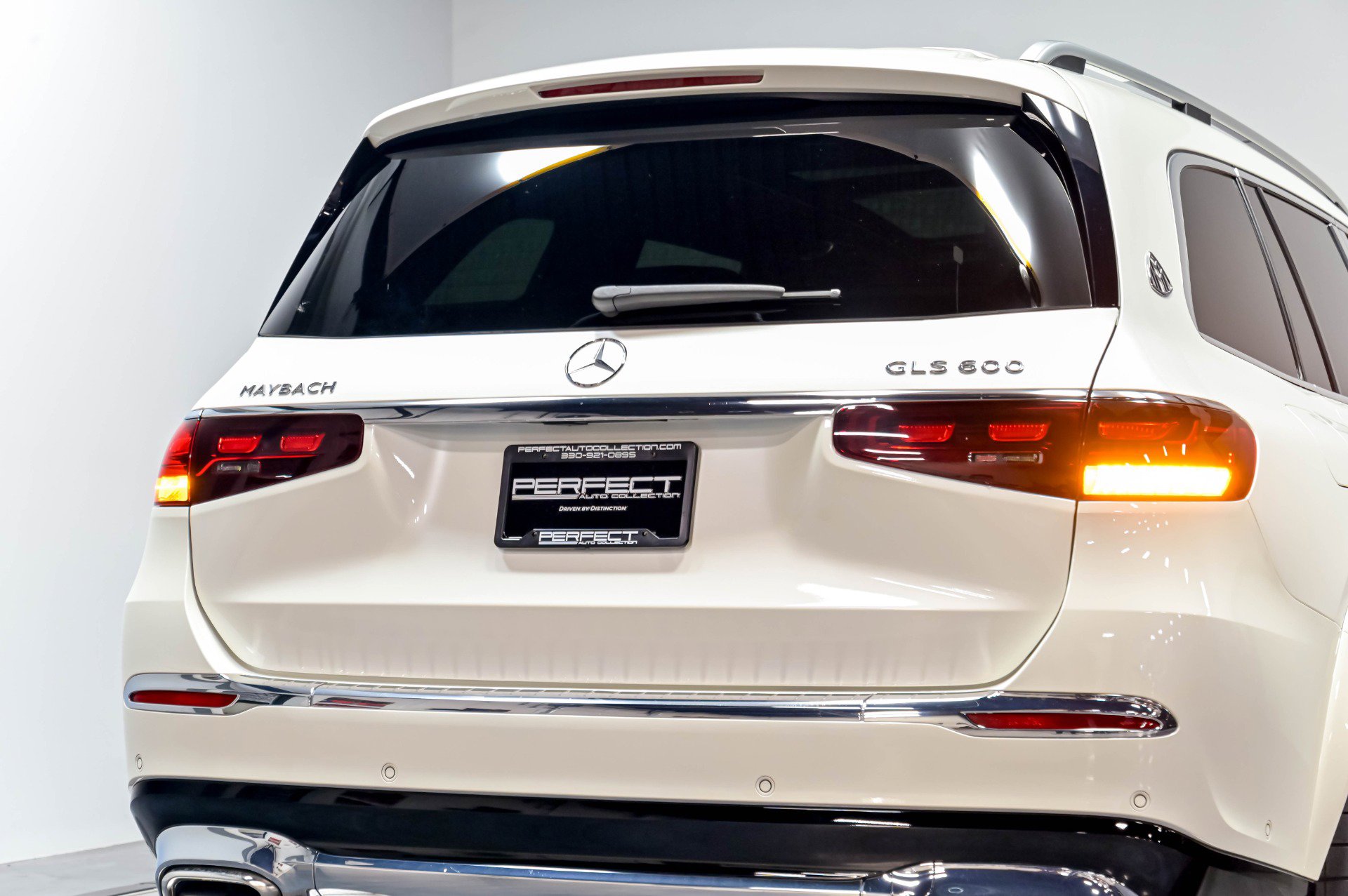 Used 2024 Mercedes-Benz Maybach GLS 600 4MATIC image 88