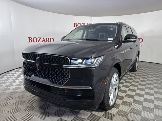 New 2025 Lincoln Navigator L Reserve image 3