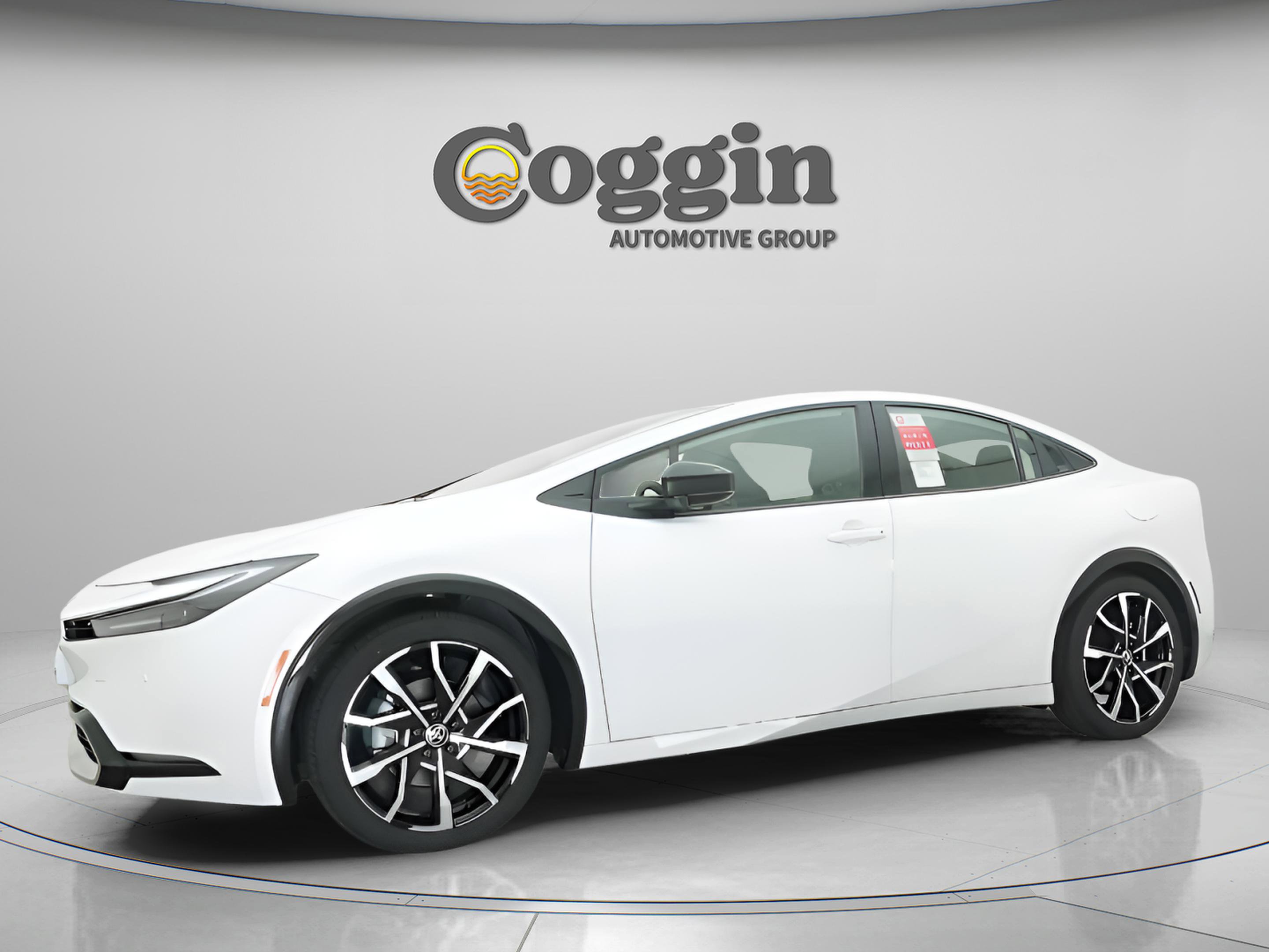 New 2026 Toyota Prius Plug-In Hybrid FWD image 3