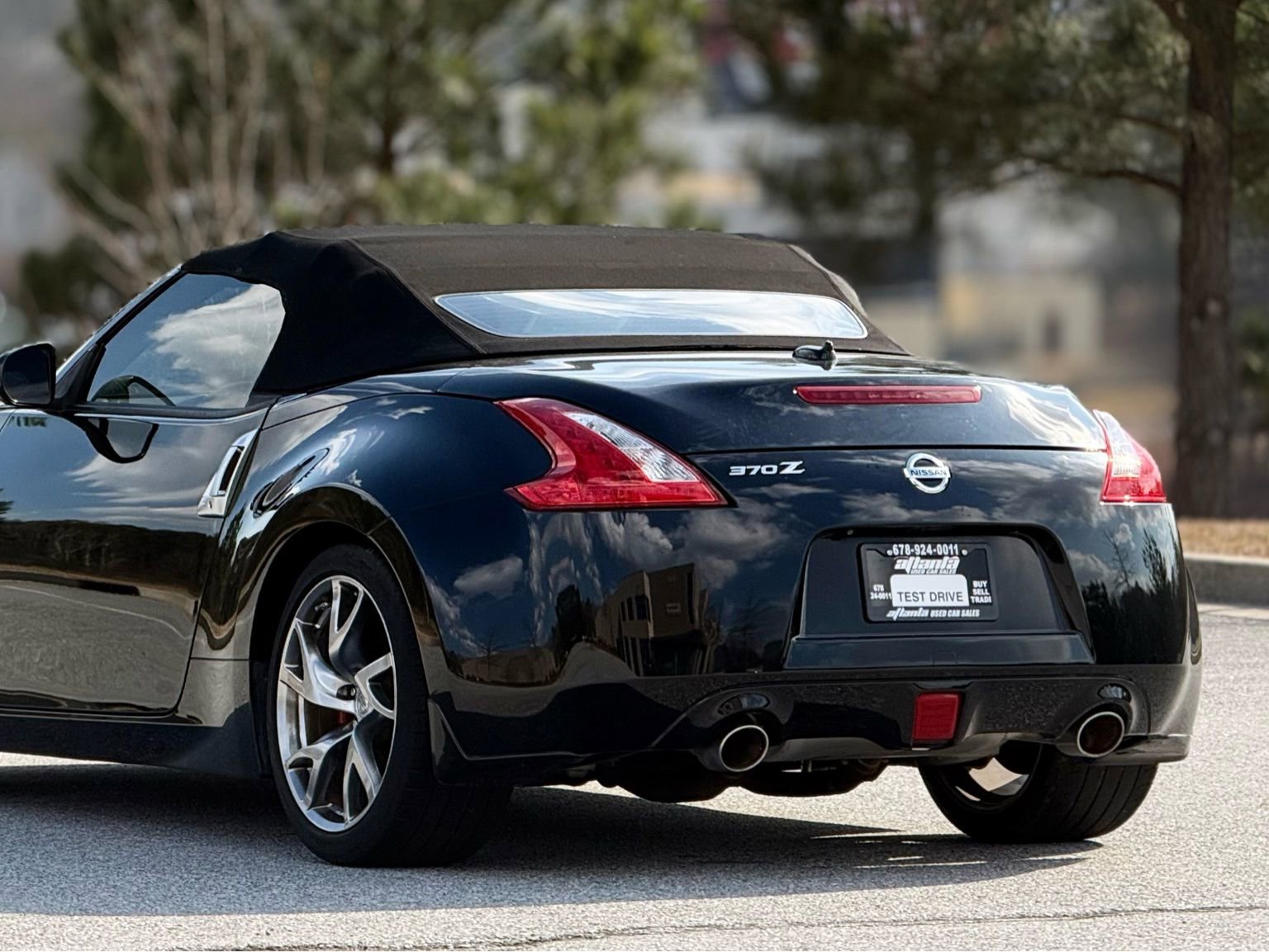Used 2014 Nissan 370Z Touring w/ Sport Package image 39