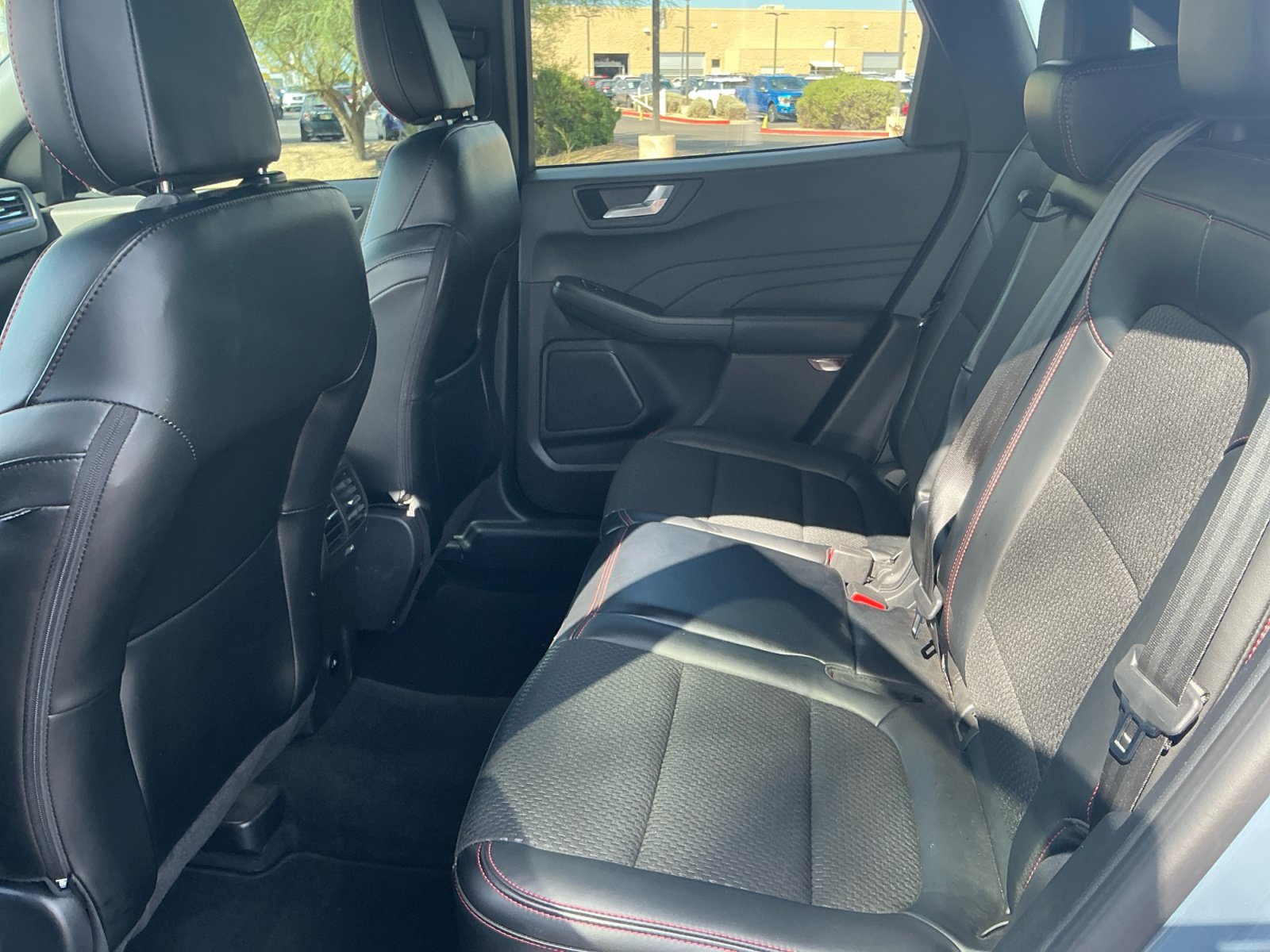 Used 2024 Ford Escape ST-Line FWD image 17