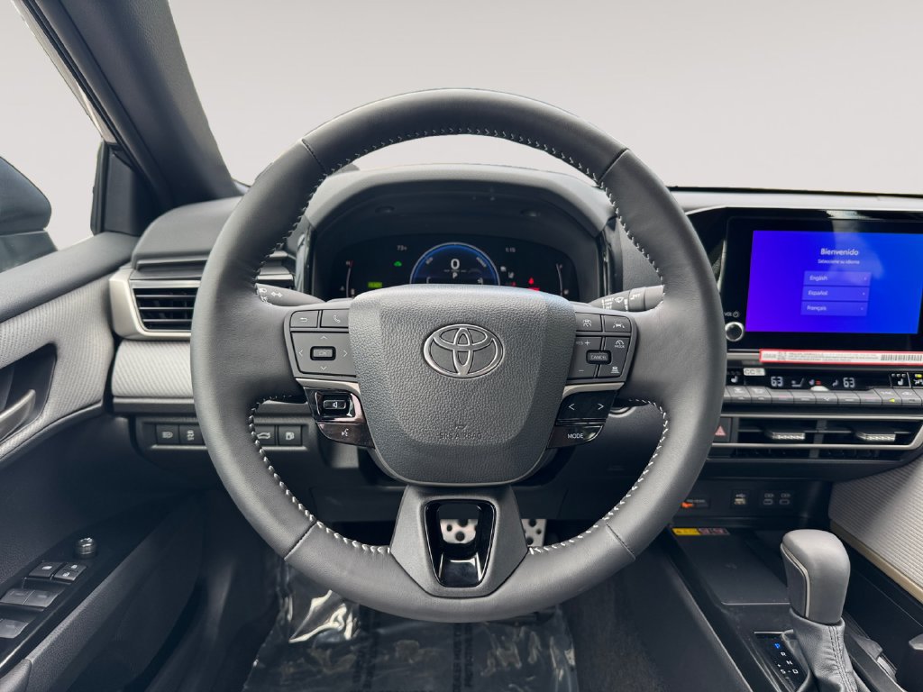 Used 2026 Toyota Camry SE w/ Convenience Package FWD image 12
