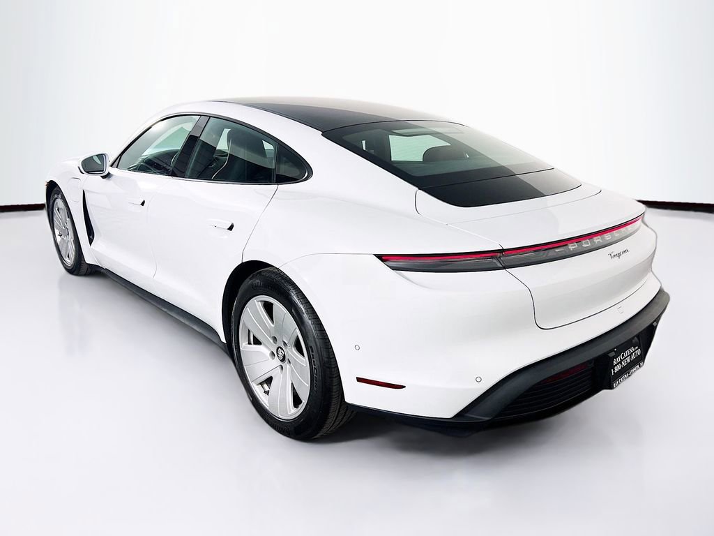 Certified 2022 Porsche Taycan image 3