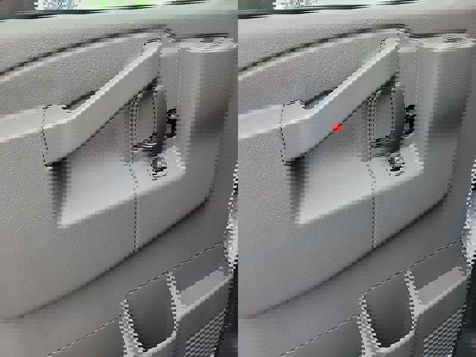 New 2025 GMC Savana 3500 w/ Power Convenience Package image 17