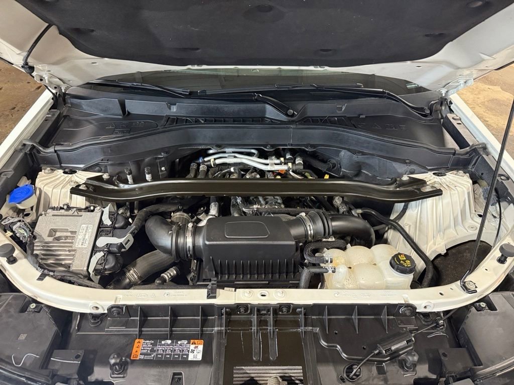 Used 2021 Ford Explorer King Ranch w/ Premium Technology Package AWD/4WD image 23