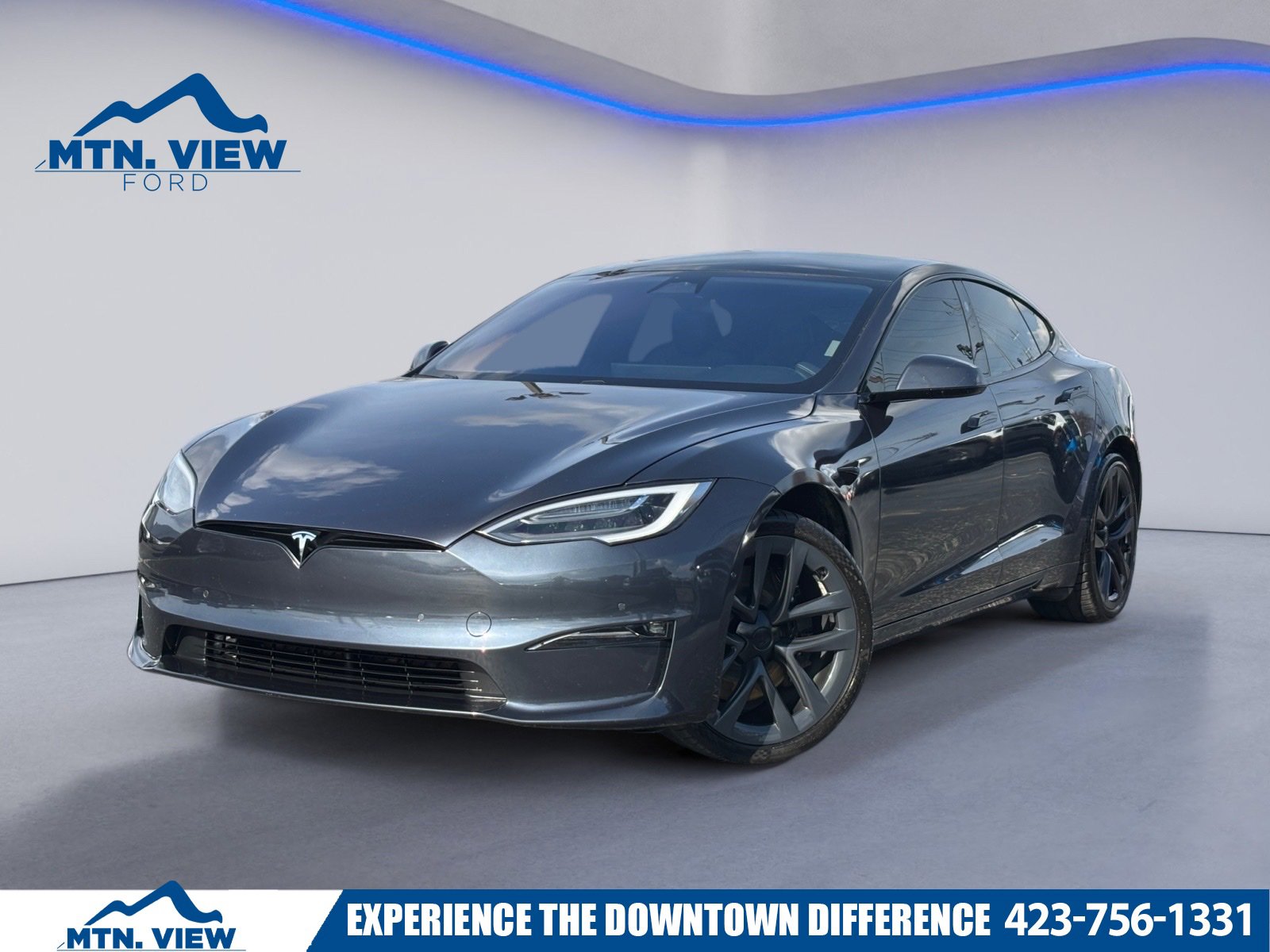 Used 2021 Tesla Model S Plaid image 1
