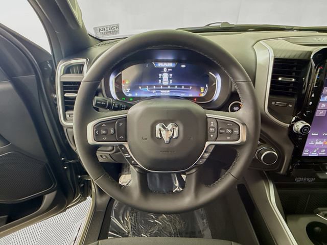 New 2026 RAM 1500 4x4 Crew Cab image 11
