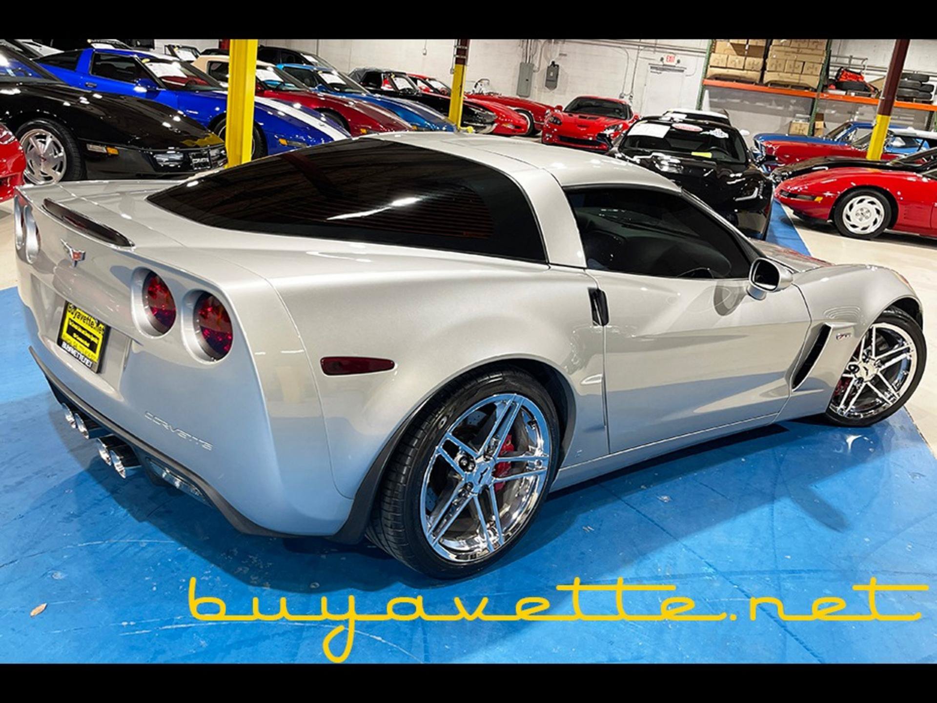 Used 2008 Chevrolet Corvette Z06 w/ Preferred Equipment Group RWD image 2