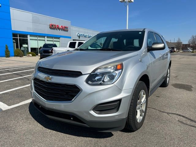 Used 2017 Chevrolet Equinox LS image 2