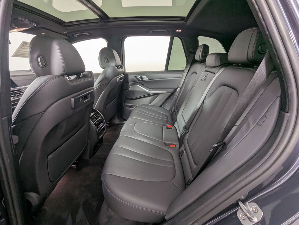 Used 2019 BMW X5 xDrive40i w/ Convenience Package image 14