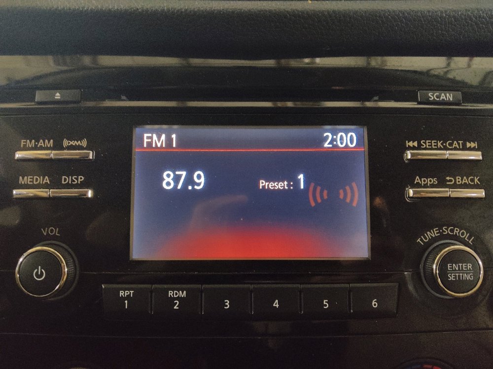 Used 2015 Nissan Rogue S FWD image 25
