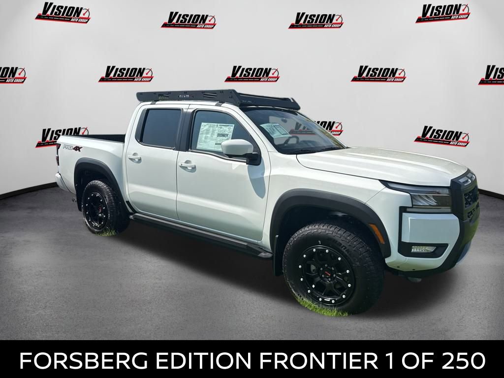 New 2025 Nissan Frontier PRO-4X w/ Pro Convenience Package