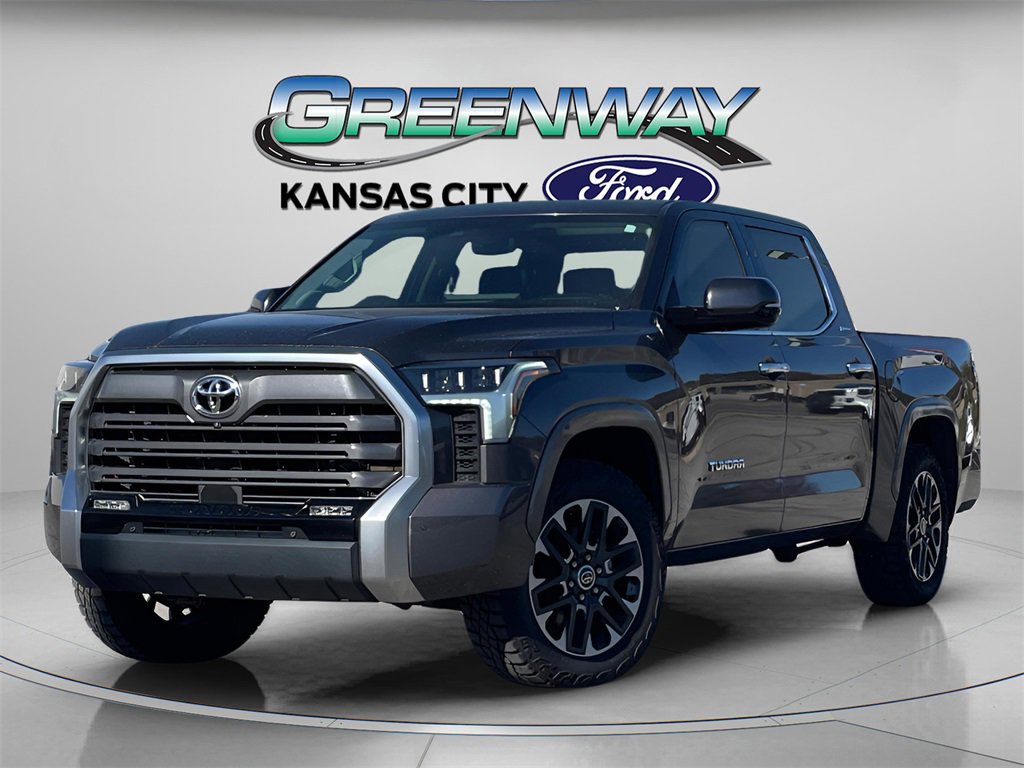 Used 2022 Toyota Tundra Limited image 3