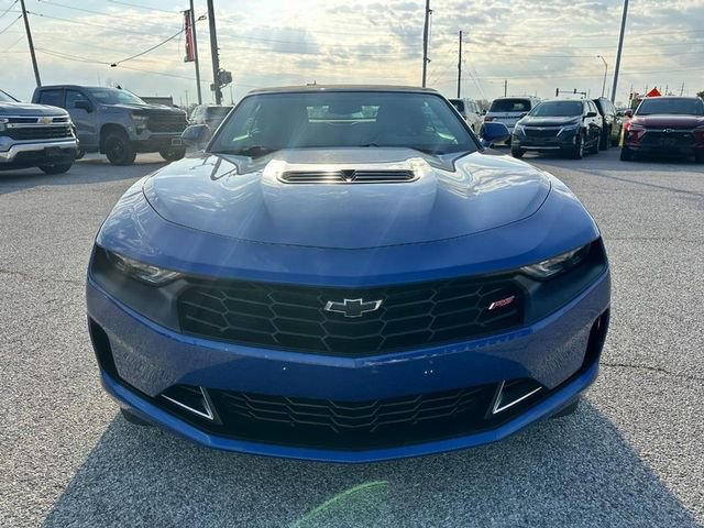 Used 2023 Chevrolet Camaro LT w/ RS Package image 9